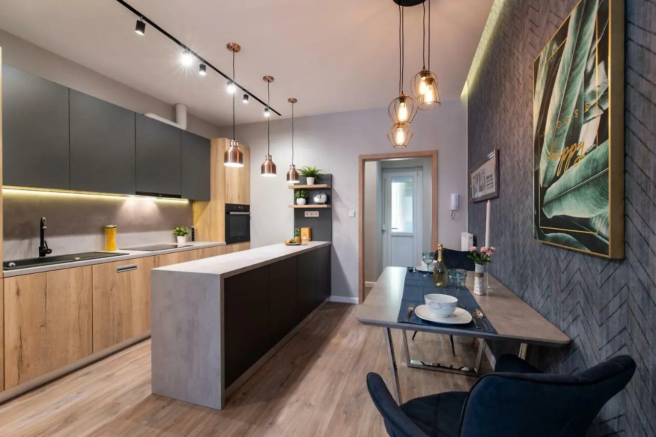 Unique D4 Budapest Apartman Apartment 0*,  Hungary